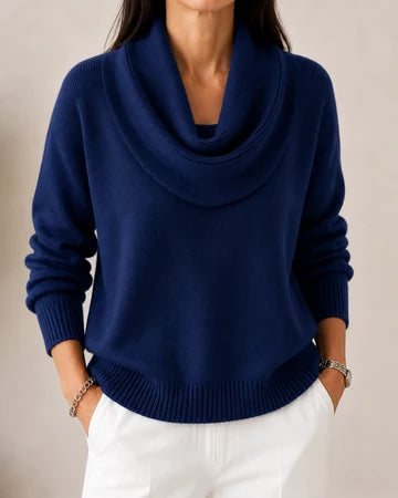 Maglione morbido con scollo ad anello