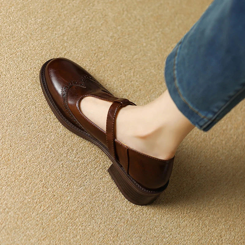 Emma – Scarpe Classiche da Donna con Cinturino